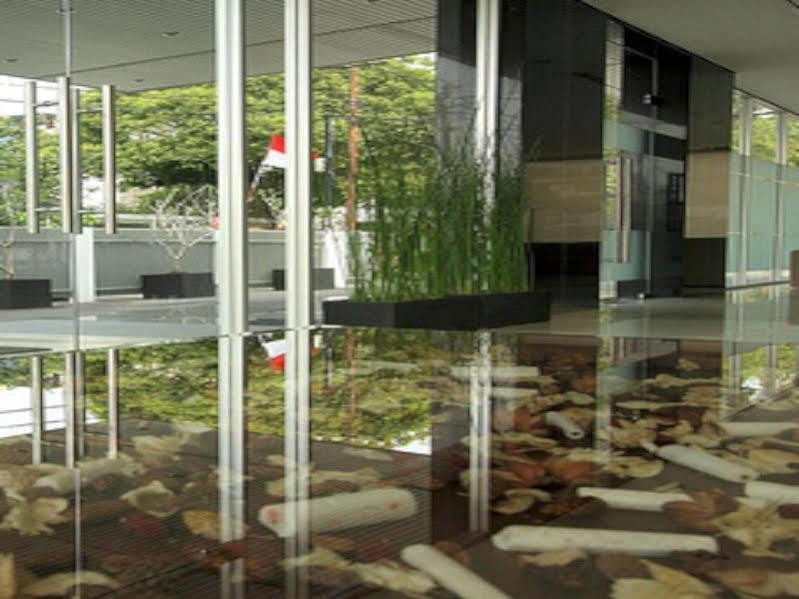 Triniti Hotel Jakarta Luaran gambar